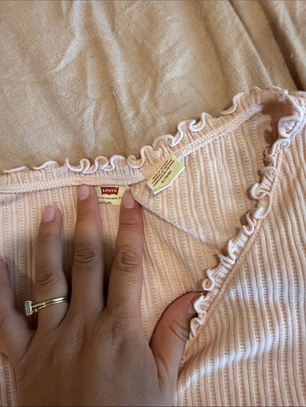 Levi's Light Pink Ruffle-Trim Button Ribbed Top - Picture 2 of 2